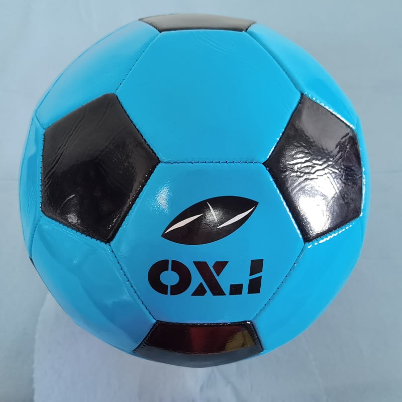 Balón de fútbol cosido a máquina