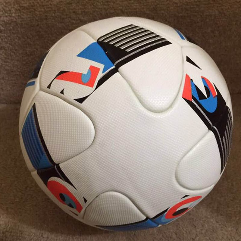Balón de fútbol laminado